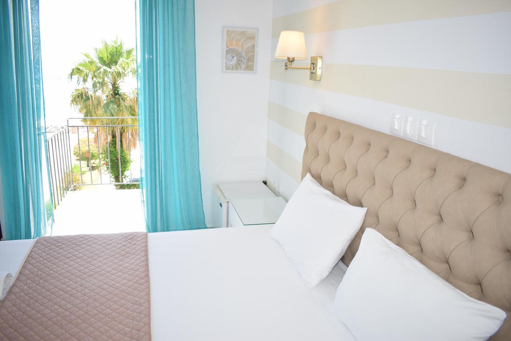 Mirto Beach Hotel & Restaurant Paralia Vrachou Rum bild