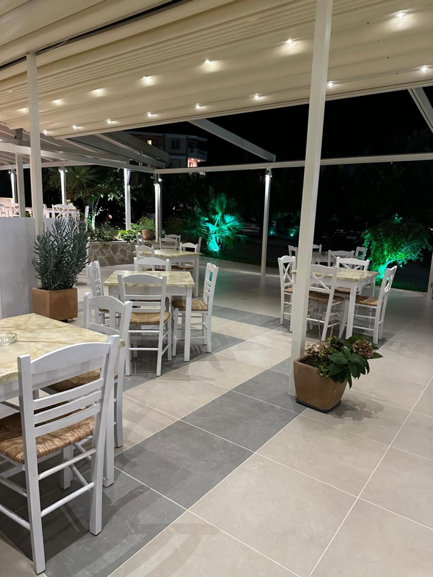 Mirto Beach Hotel & Restaurant Paralia Vrachou Exteriör bild